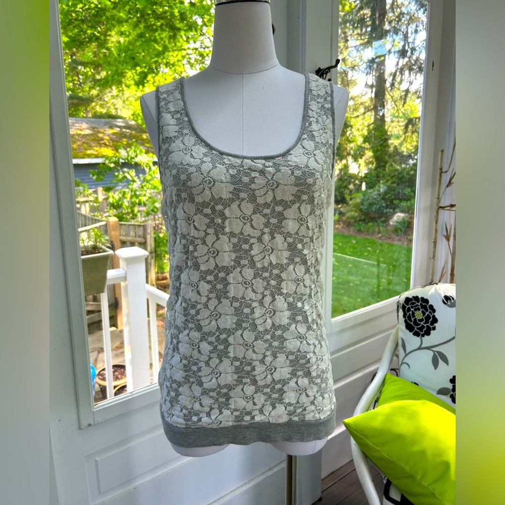 Anthropologie bordeaux Jersey and Lace Tank Top